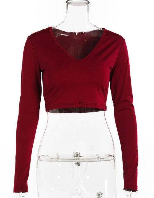 Load image into Gallery viewer, Women's Sexy Basic Scoop Neck Long Sleeve Slim Solid Color Crop Top
